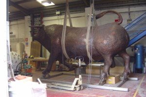 Behan bull side view as preparing to leave - John Behan sculptor Artist Please call or email us for enquires regarding Johns work